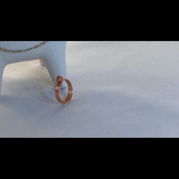 ARTISAN Hammered Copper Knot Ring Size 7.5 - Picture 2 of 9